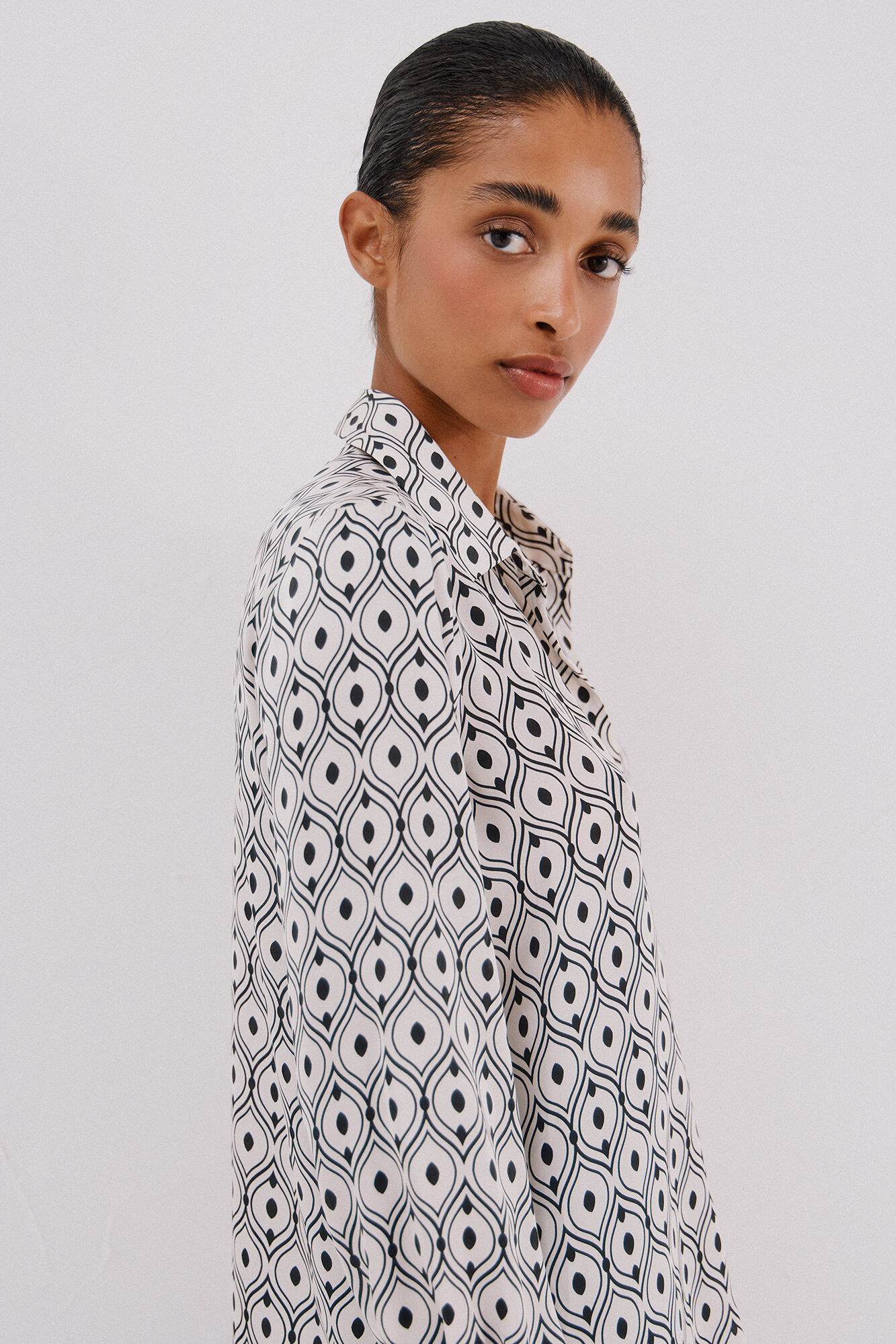 Cortefiel Satin-finish shirt