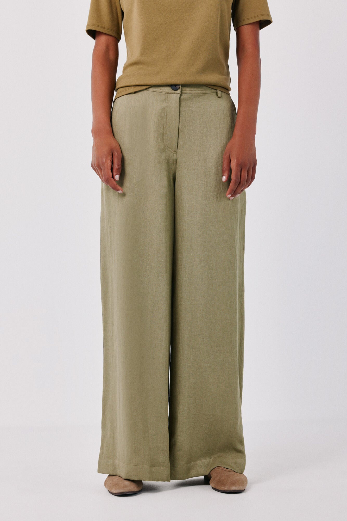 Cortefiel Fluid wide trousers