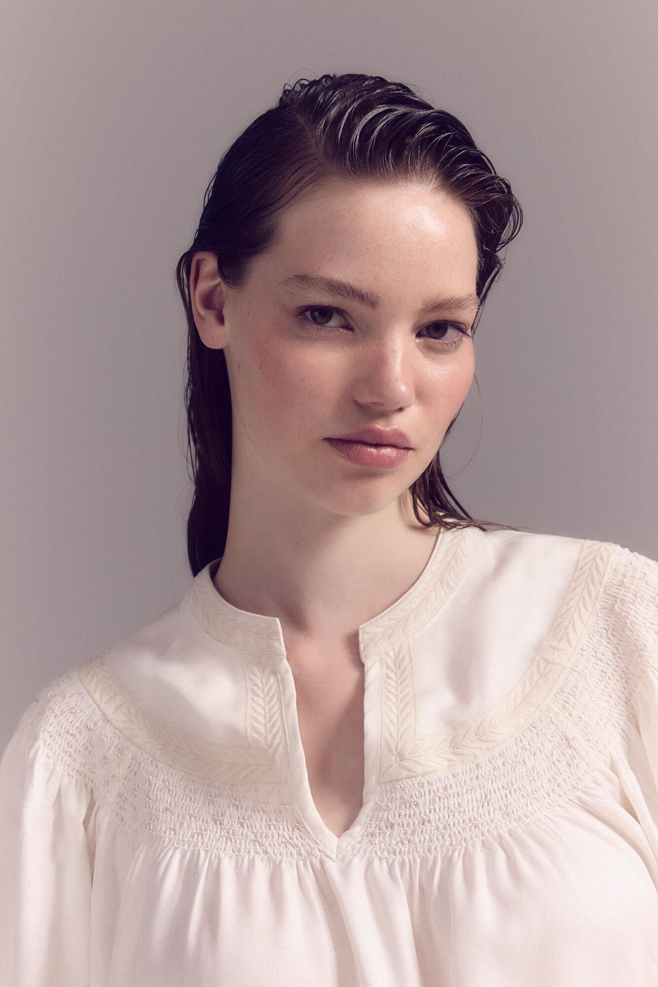 Cortefiel blusas blancas online