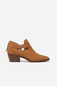 Cortefiel Low leather ankle boot Brown