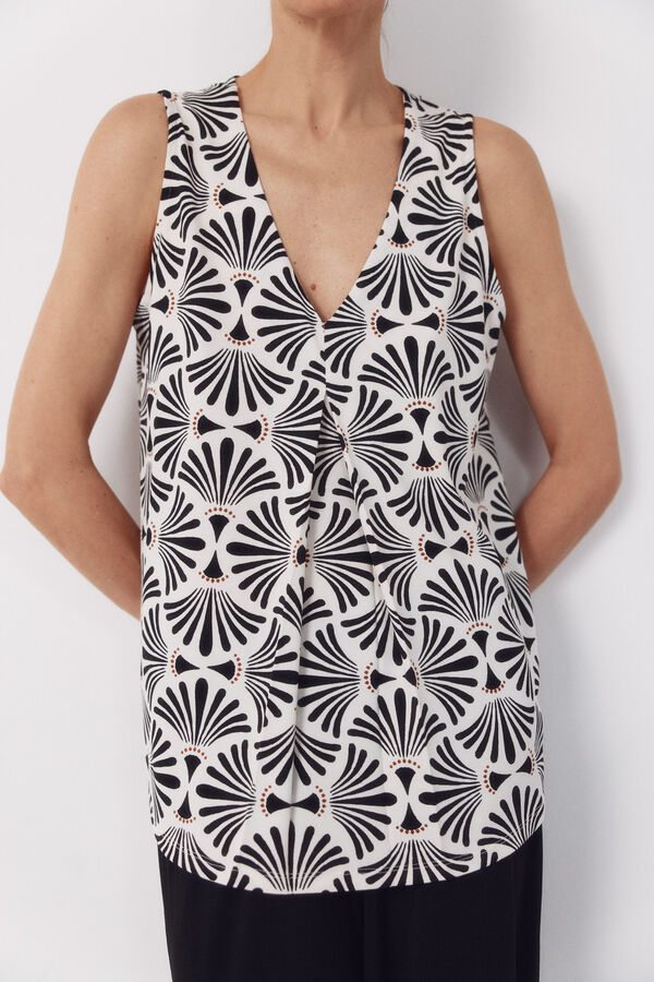 Cortefiel Long pleated top Printed white