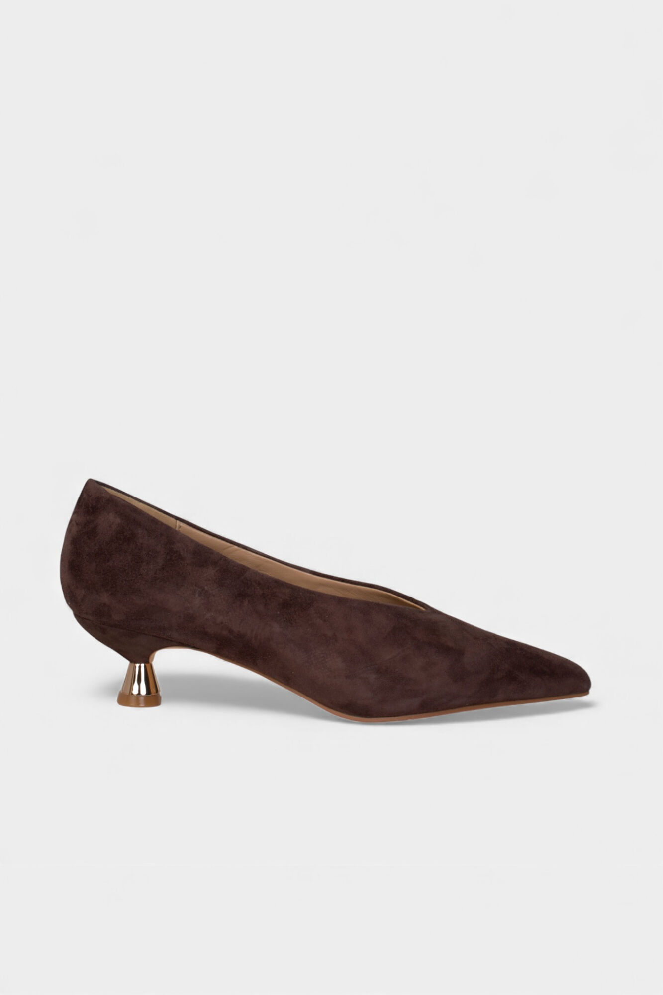 Alma en Pena Suede kitten heel shoe