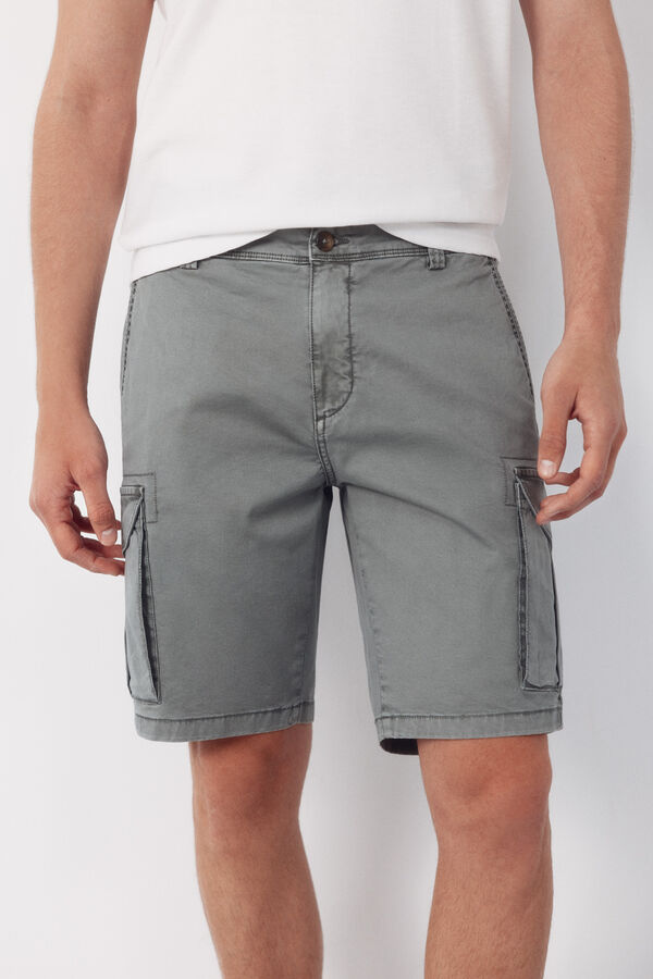 Cortefiel Cargo Bermuda shorts Kaki