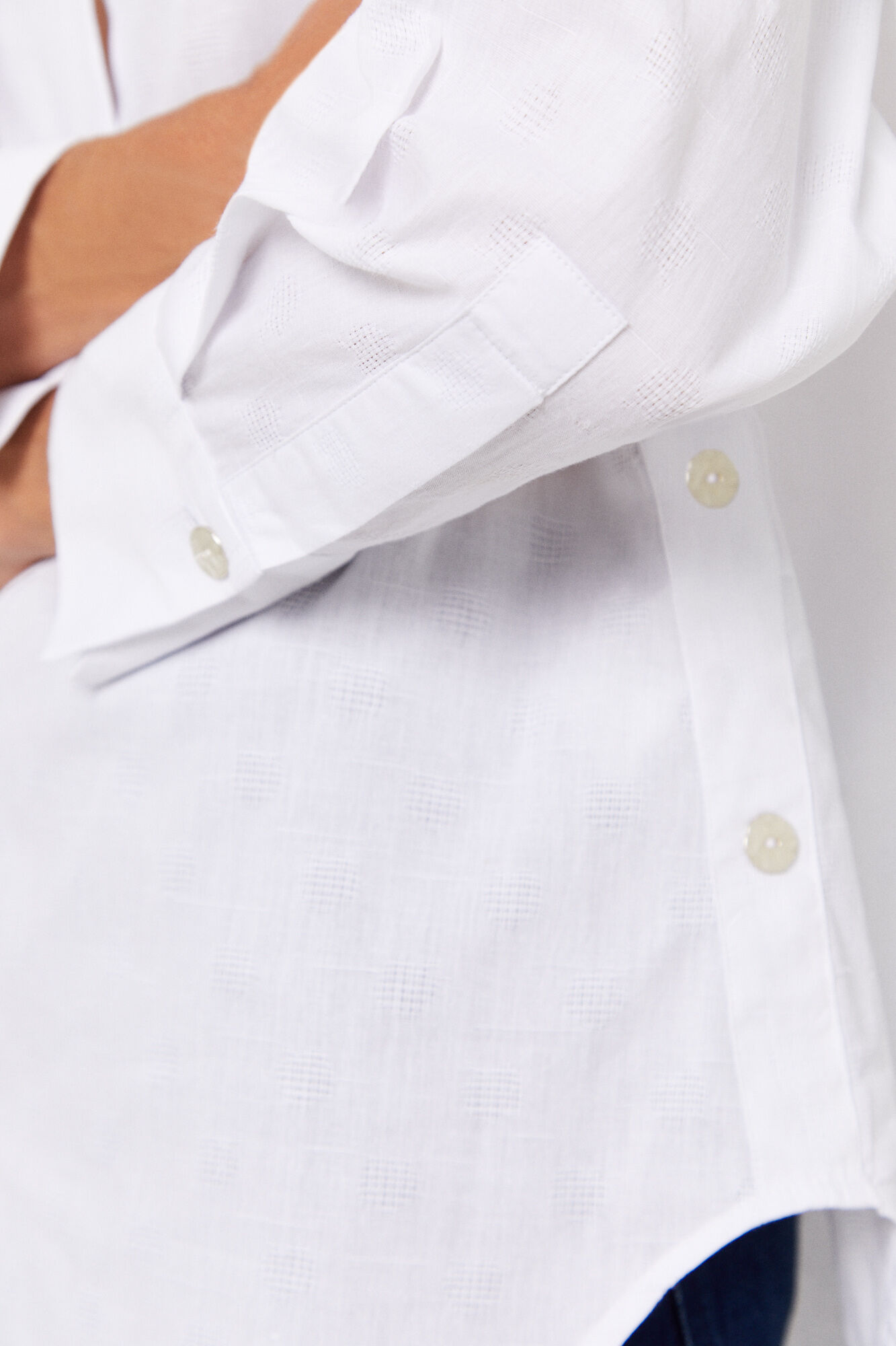 Camisa blanca cortefiel 2025