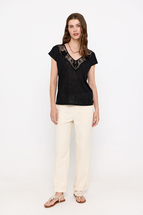 Cortefiel V-neck guipure T-shirt with patch Black