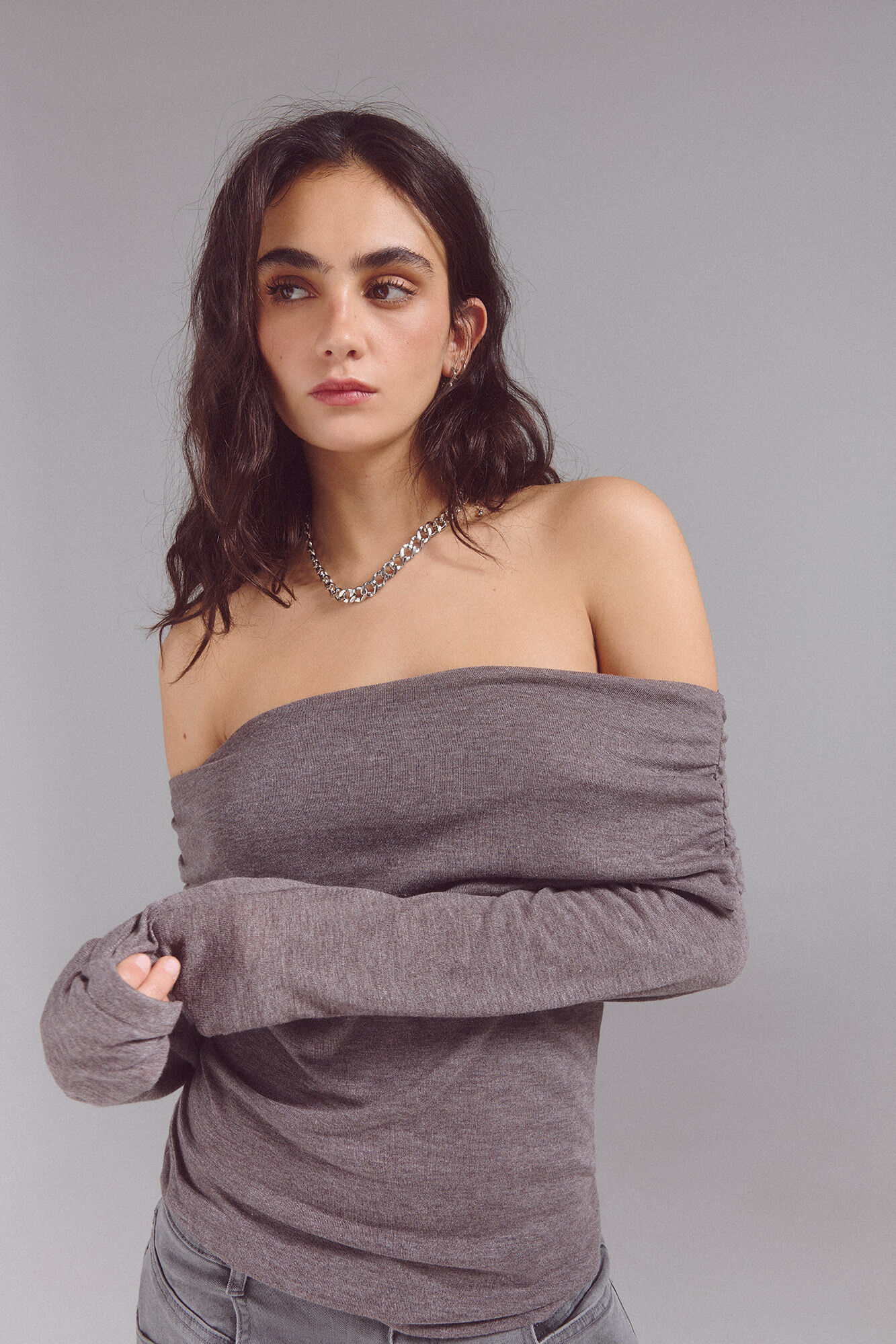 Off the shoulder top Women s T shirts and polo shirts Cortefiel