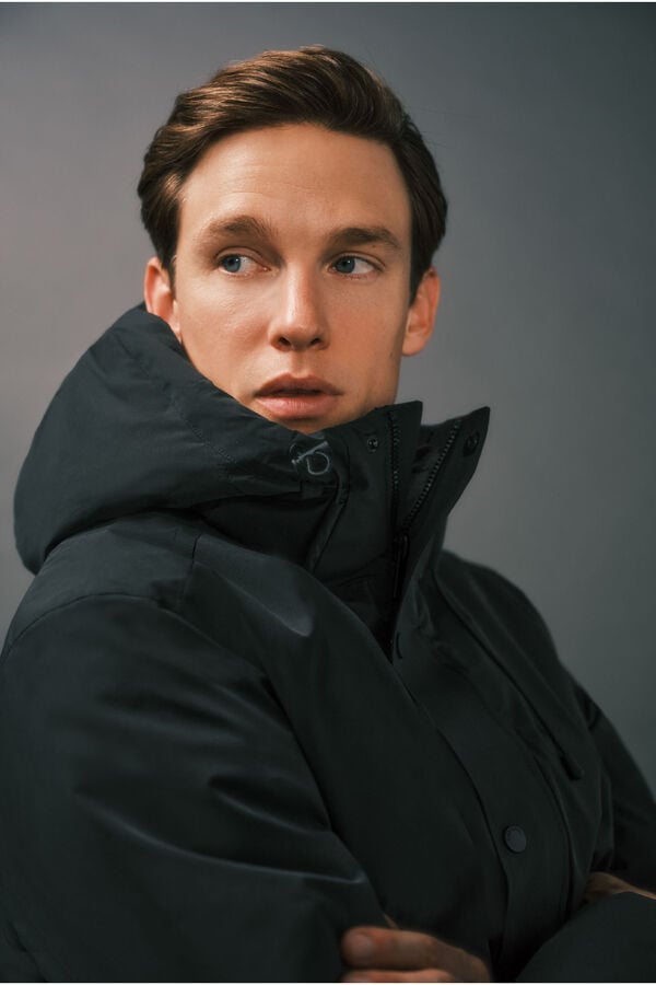 Cortefiel Hooded parka Black