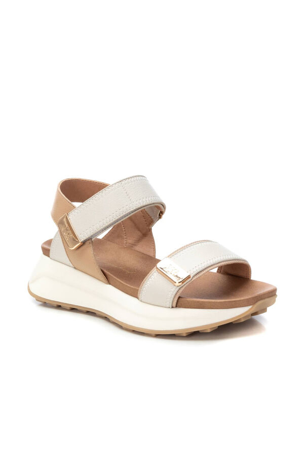 XTI Sand&aacute;lia de pala dupla com fecho adesivo Castanho