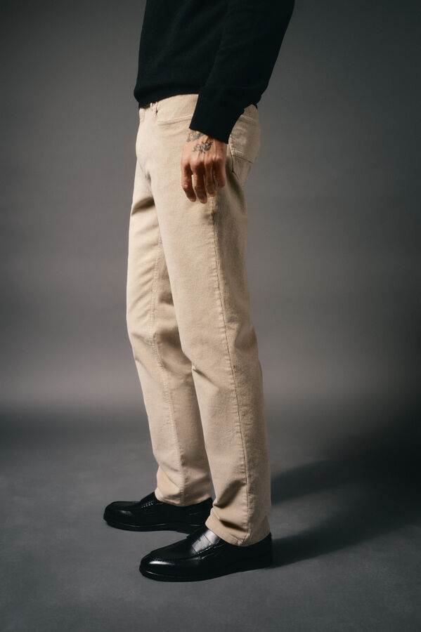 OOTO Pantalón 5 bolsillos slim fit pana Beige
