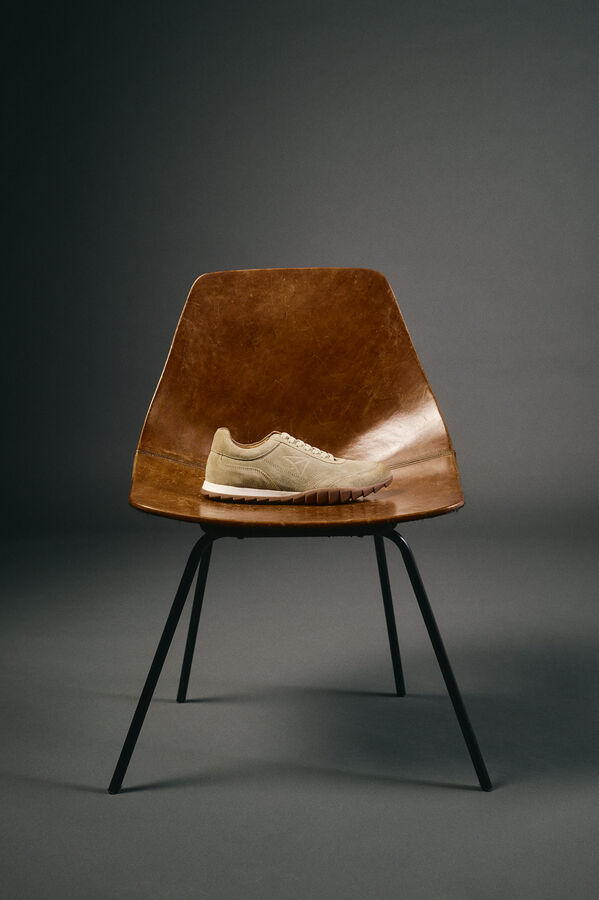 OOTO Sapatilha de pele croute Castanho