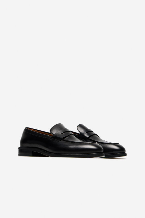 Cortefiel Leather dress loafer Black