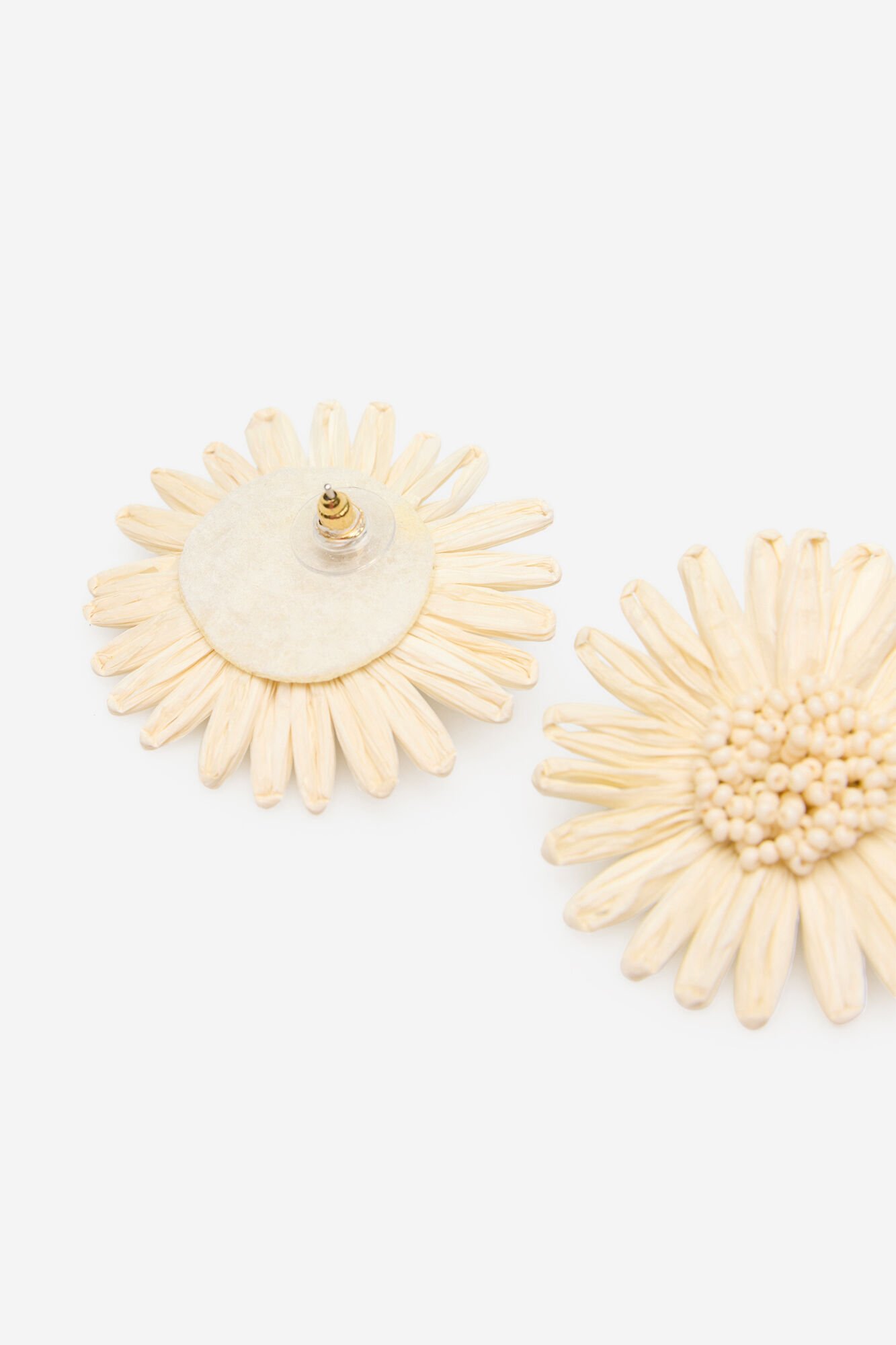 Cortefiel Daisy earrings