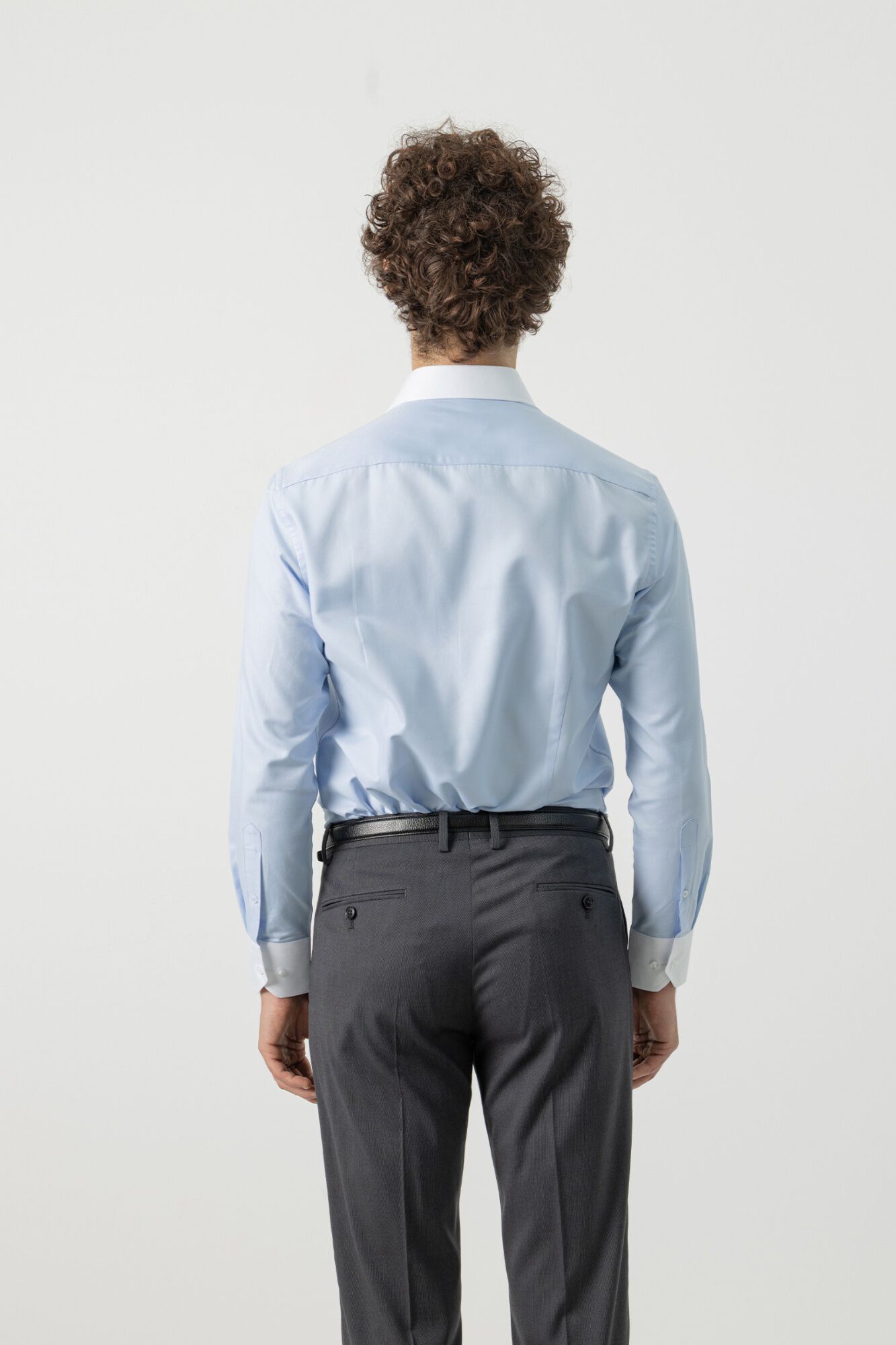 PuroEGO Camisa de vestir com gola de contraste
