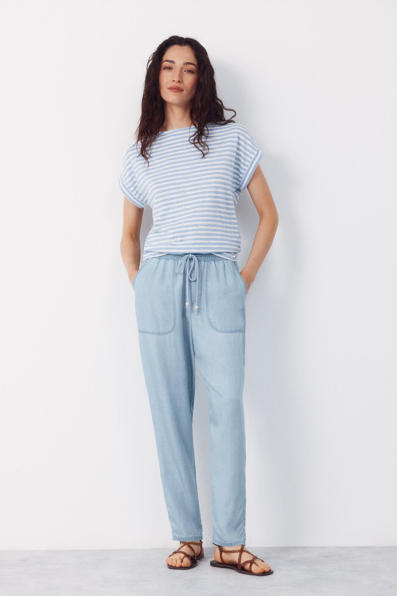 Cortefiel Cal&ccedil;as fluidas em Tencel
