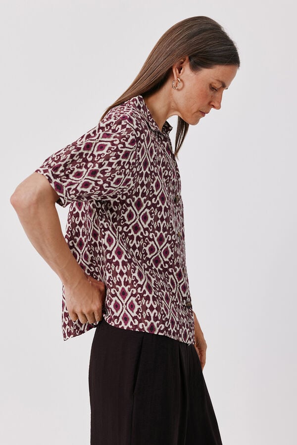 Cortefiel Short sleeve shirt Printed red