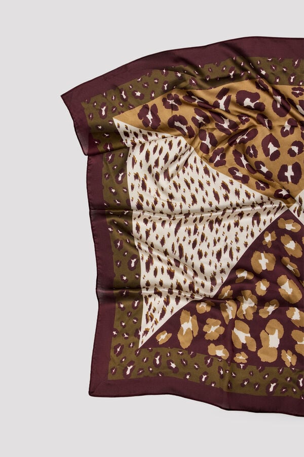 Cortefiel Animal print satin-finish scarf Printed brown