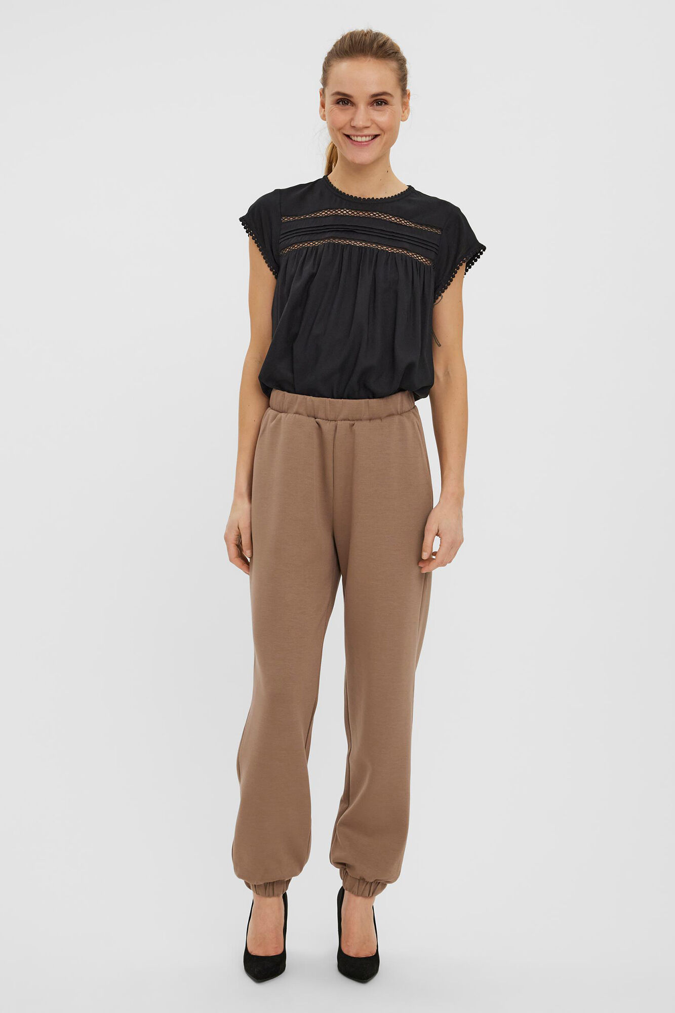 Vero Moda Blusa fluida de cuello redondo