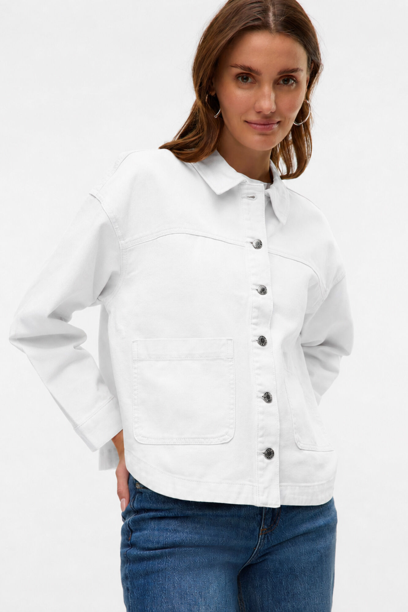 Vero Moda Blus&atilde;o de mulher em denim corte reto