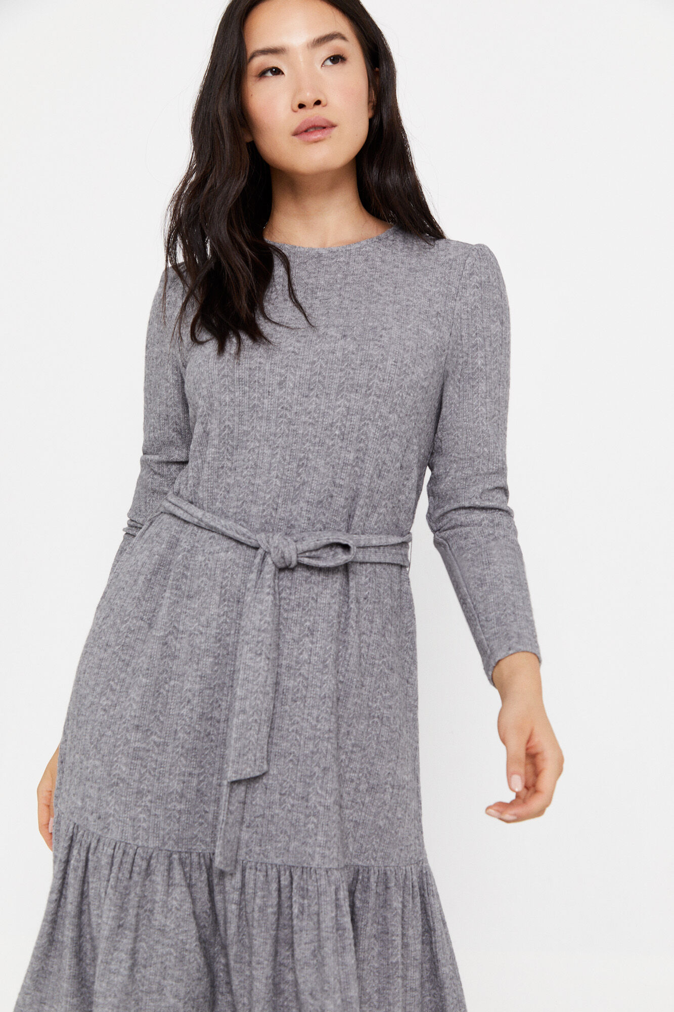 Vestido best sale corto gris