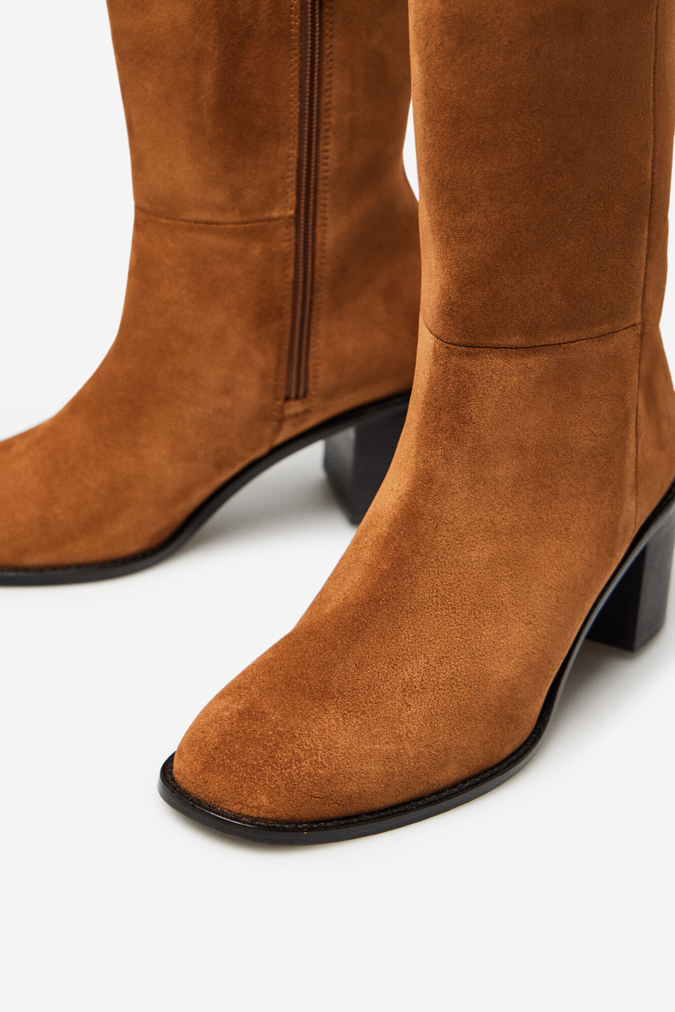 Botas altas mujer best sale cortefiel