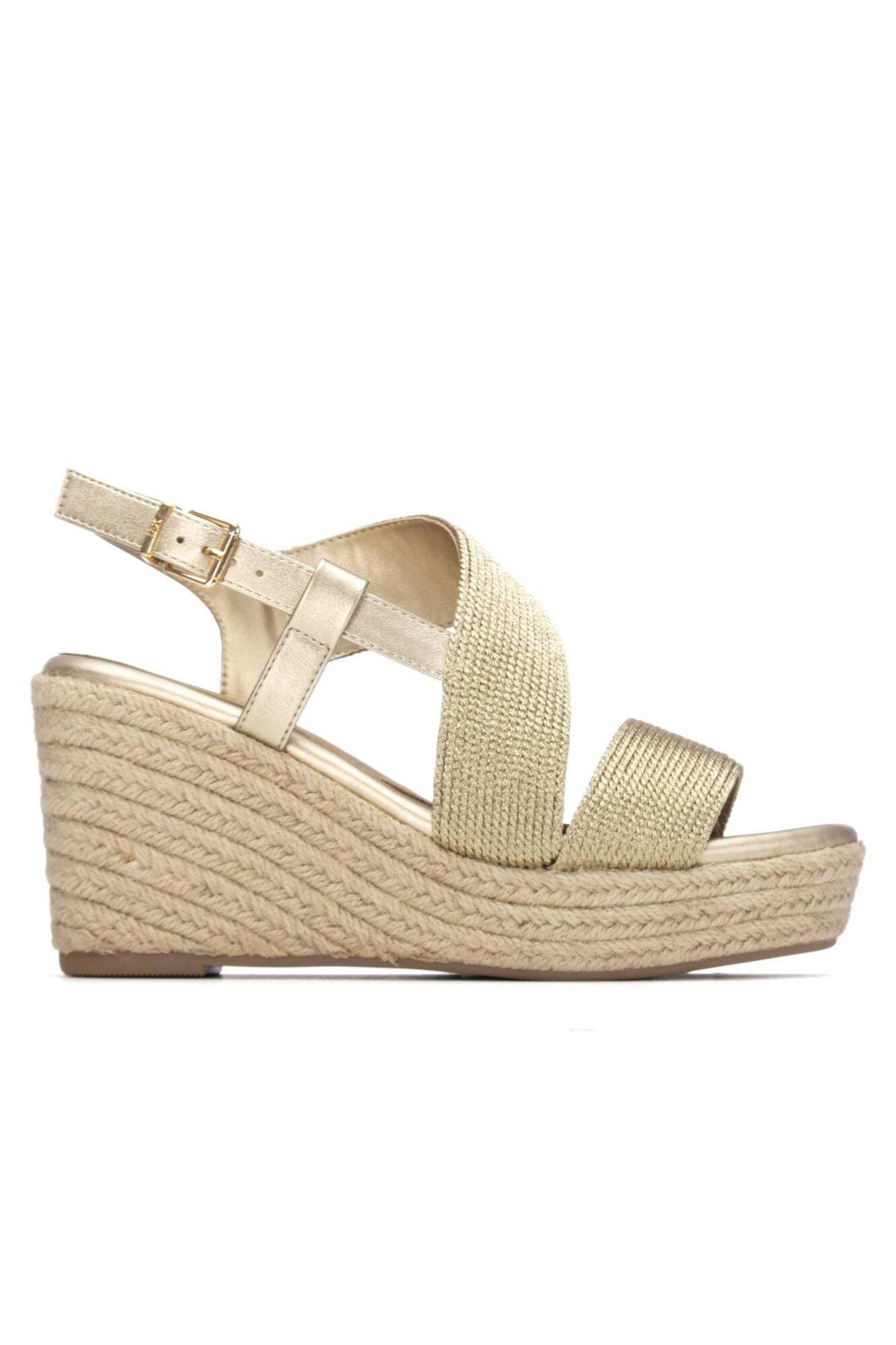 XTI Sandalia cu&ntilde;a yute metalizado