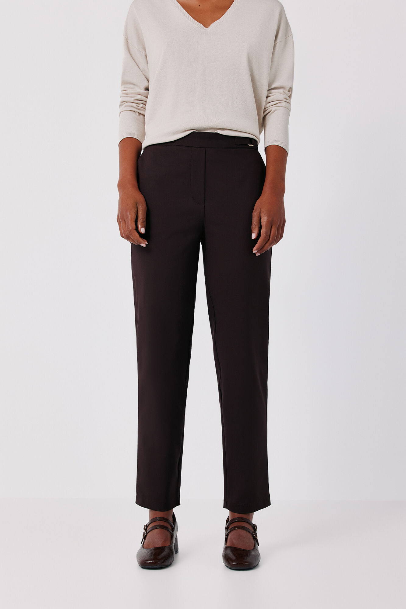 Cortefiel Straight trousers with elasticated back