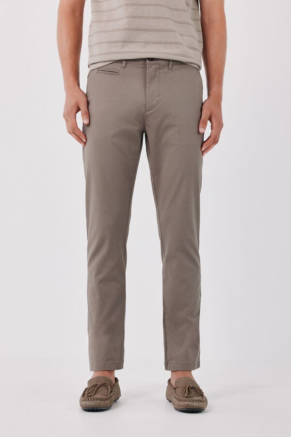Cortefiel Lightweight slim chinos Brown