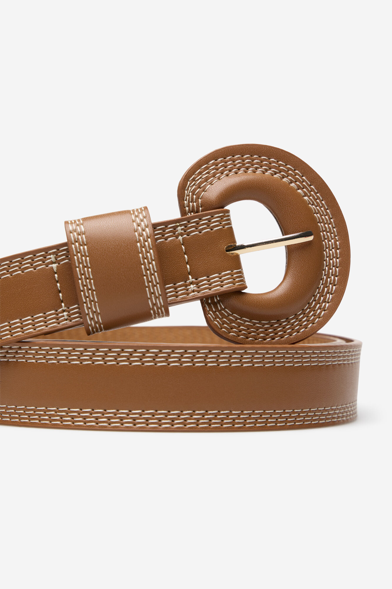 Cortefiel Belt lined with topstitching