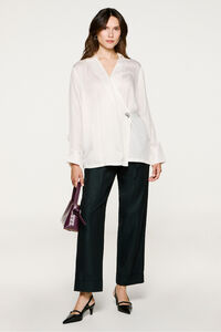 Selected Blusa gola V com detalhe metálico 