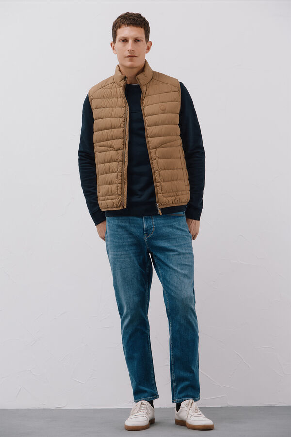 Cortefiel Ultra-light quilted gilet Beige