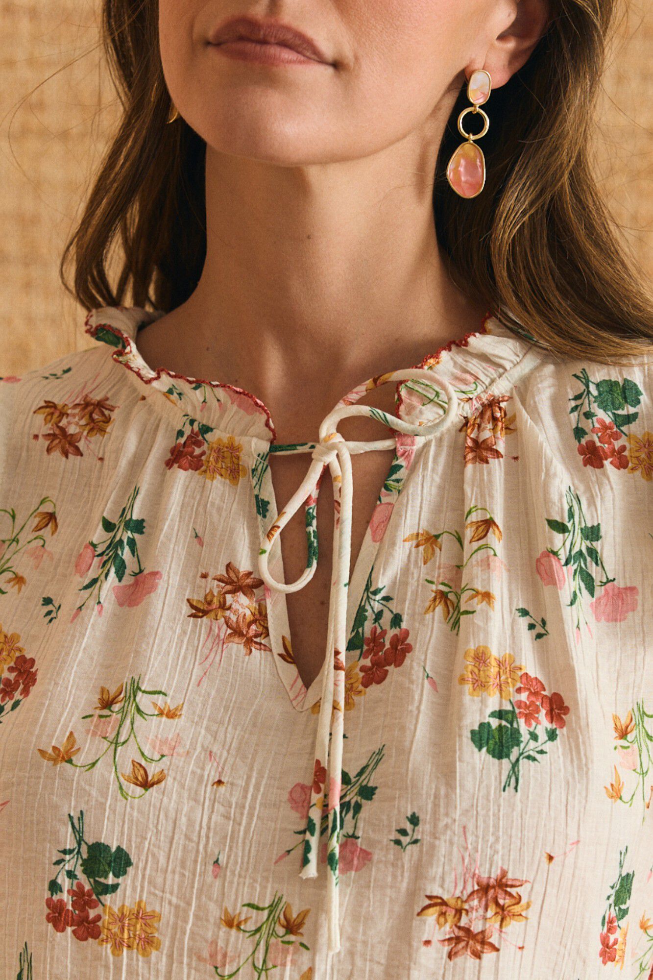 Pol&iacute;n Et Moi Liana floral shirt