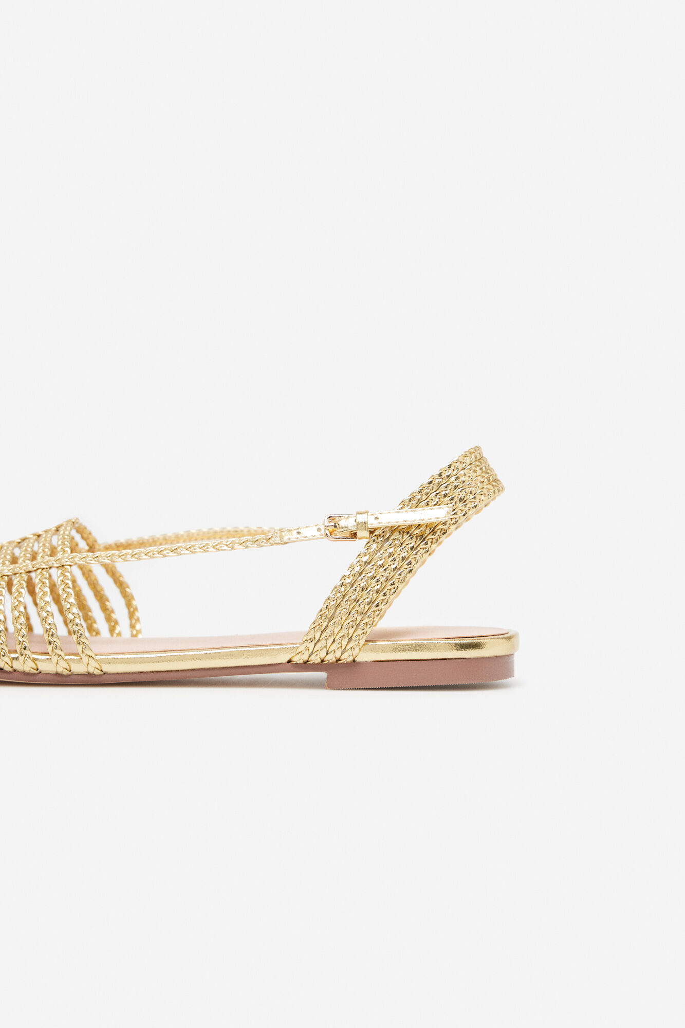 Gold woven strap sandal Women s shoes Cortefiel