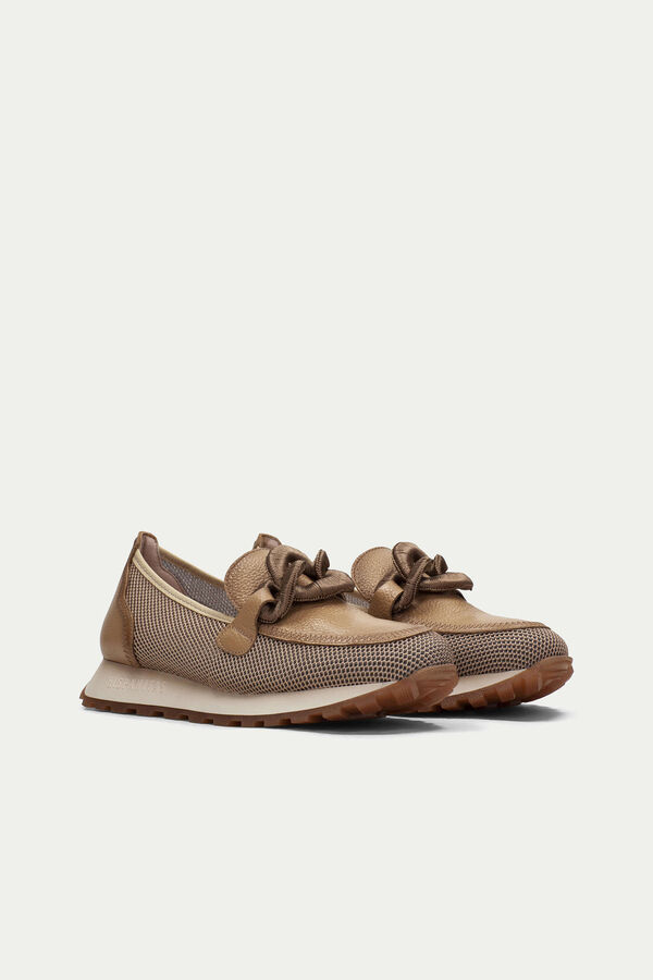 Cortefiel LOIRA sport loafer with maxi chain link Beige
