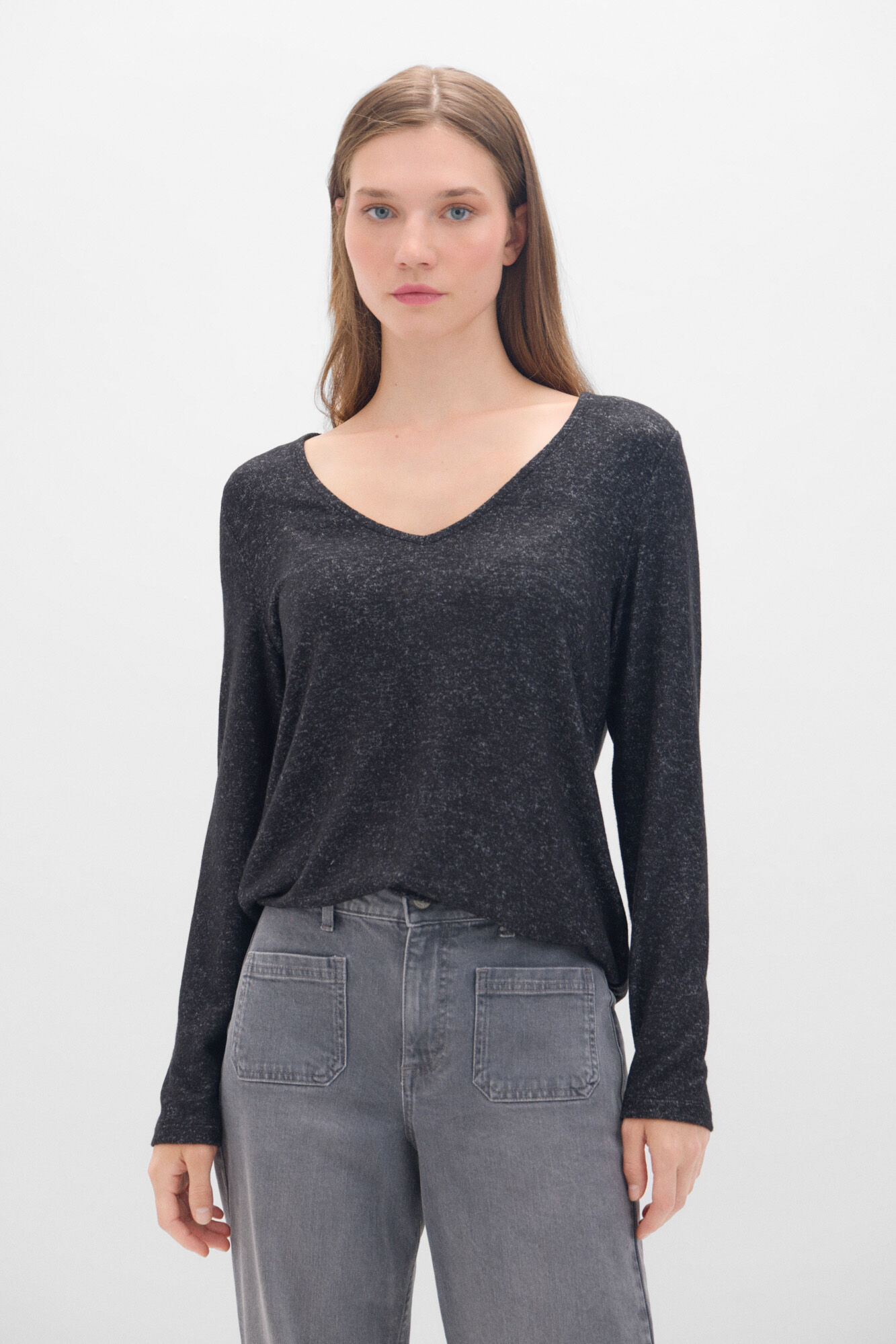 Camiseta basica cuello pico Tops y camisetas de mujer Cortefiel