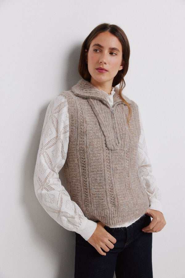 Vila High neck knit gilet Beige