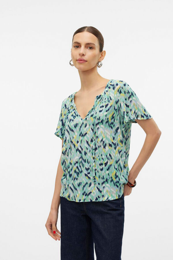 Cortefiel Women's short-sleeved top Green