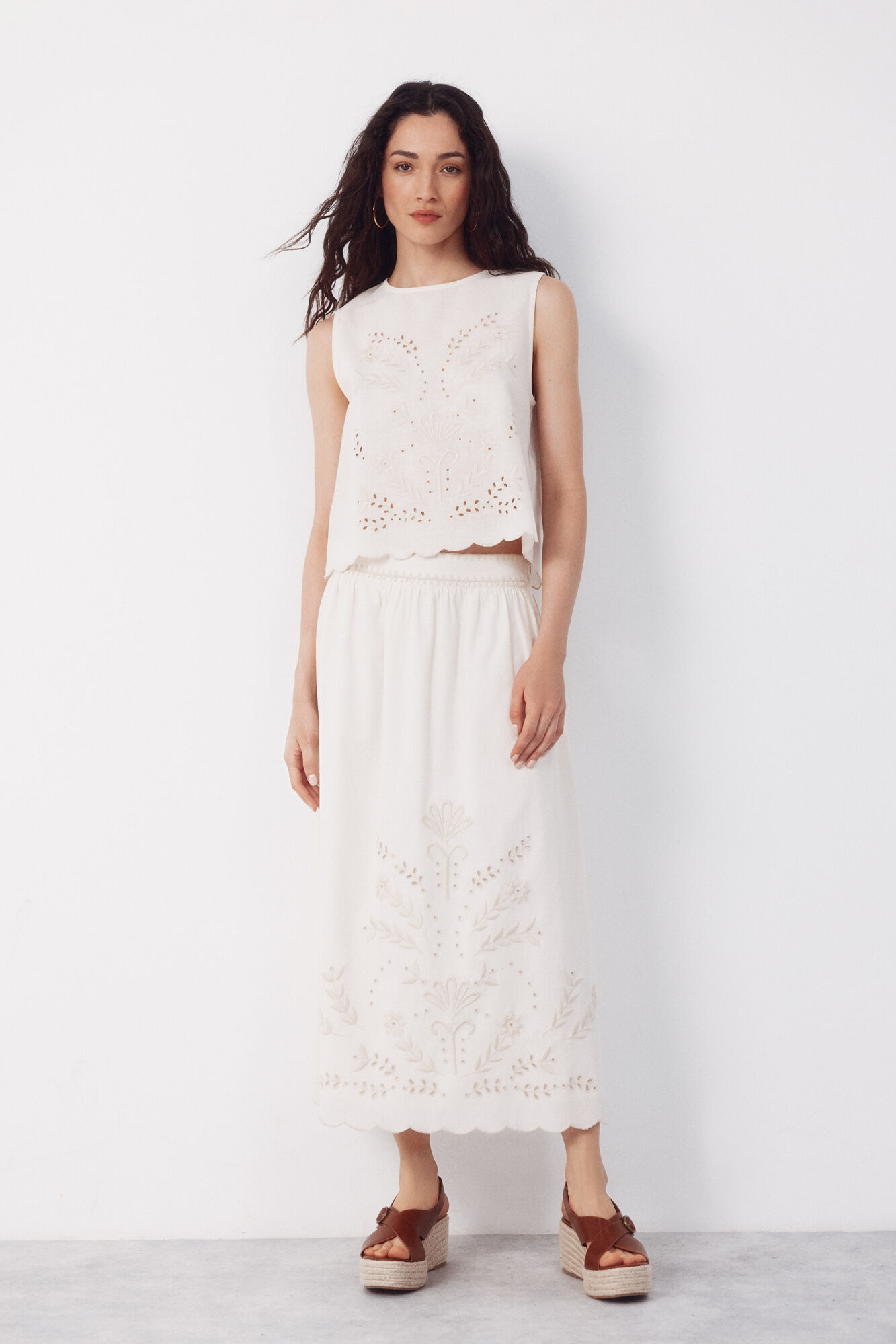 Cortefiel Embroidered top