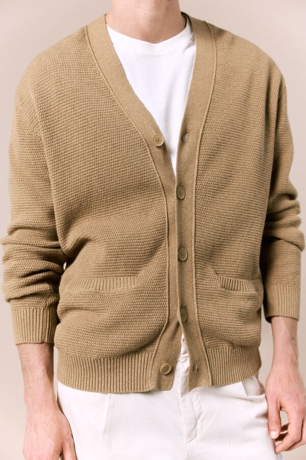 OOTO Casaco de malha com estrutura em bico e bot&otilde;es Castanho