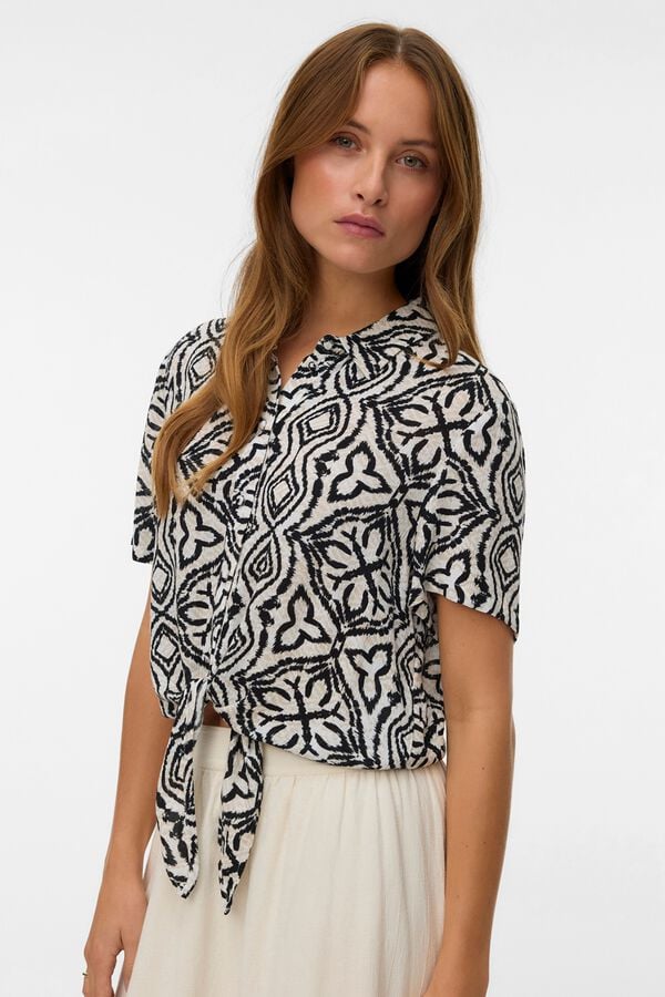 Vero Moda Top camiseiro com la&ccedil;ada Cinzento