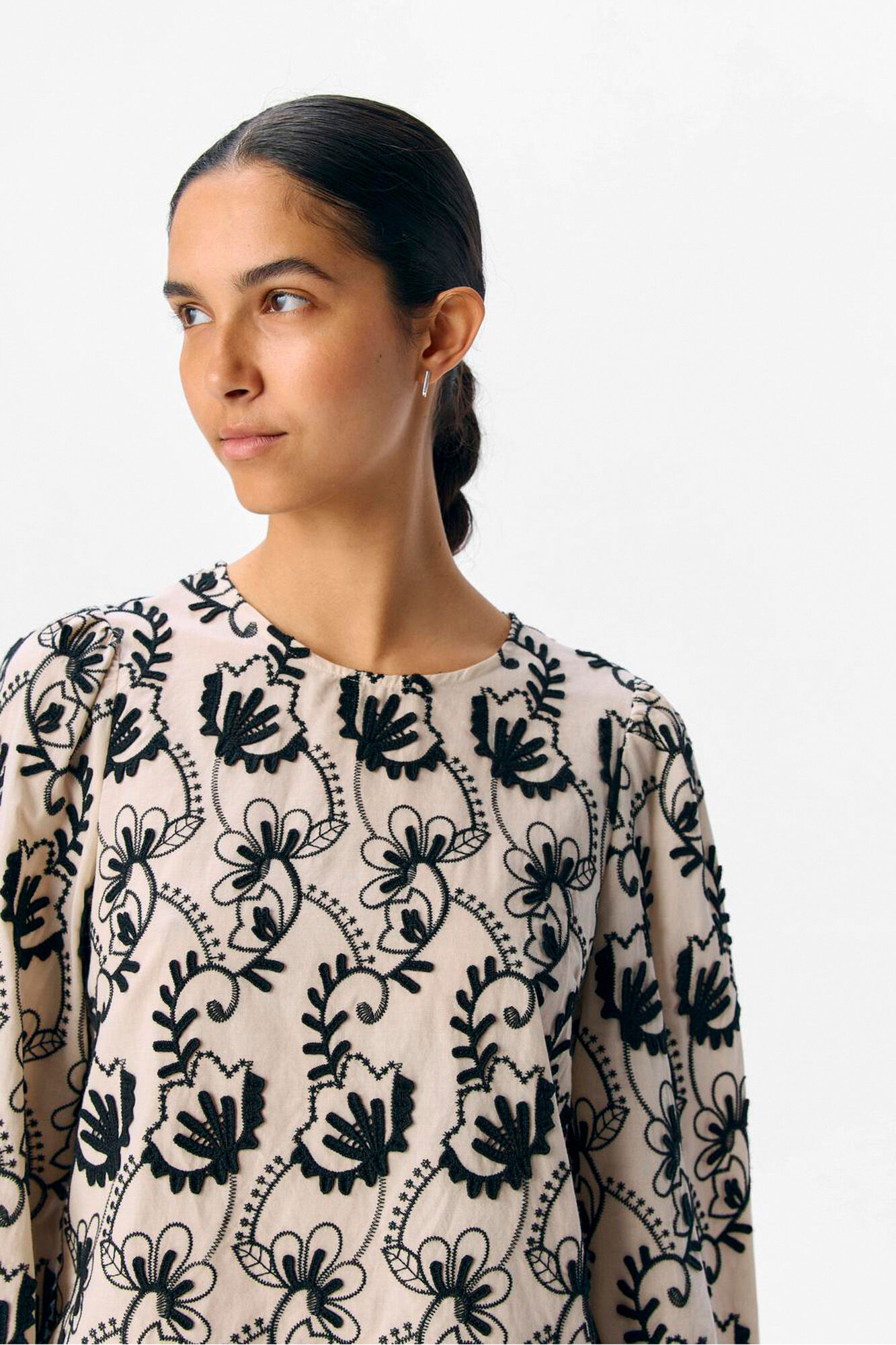 Object Blusa de tecido bordado