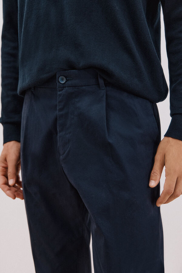 Cortefiel Pantalón chino confort tapered fit Azul marino