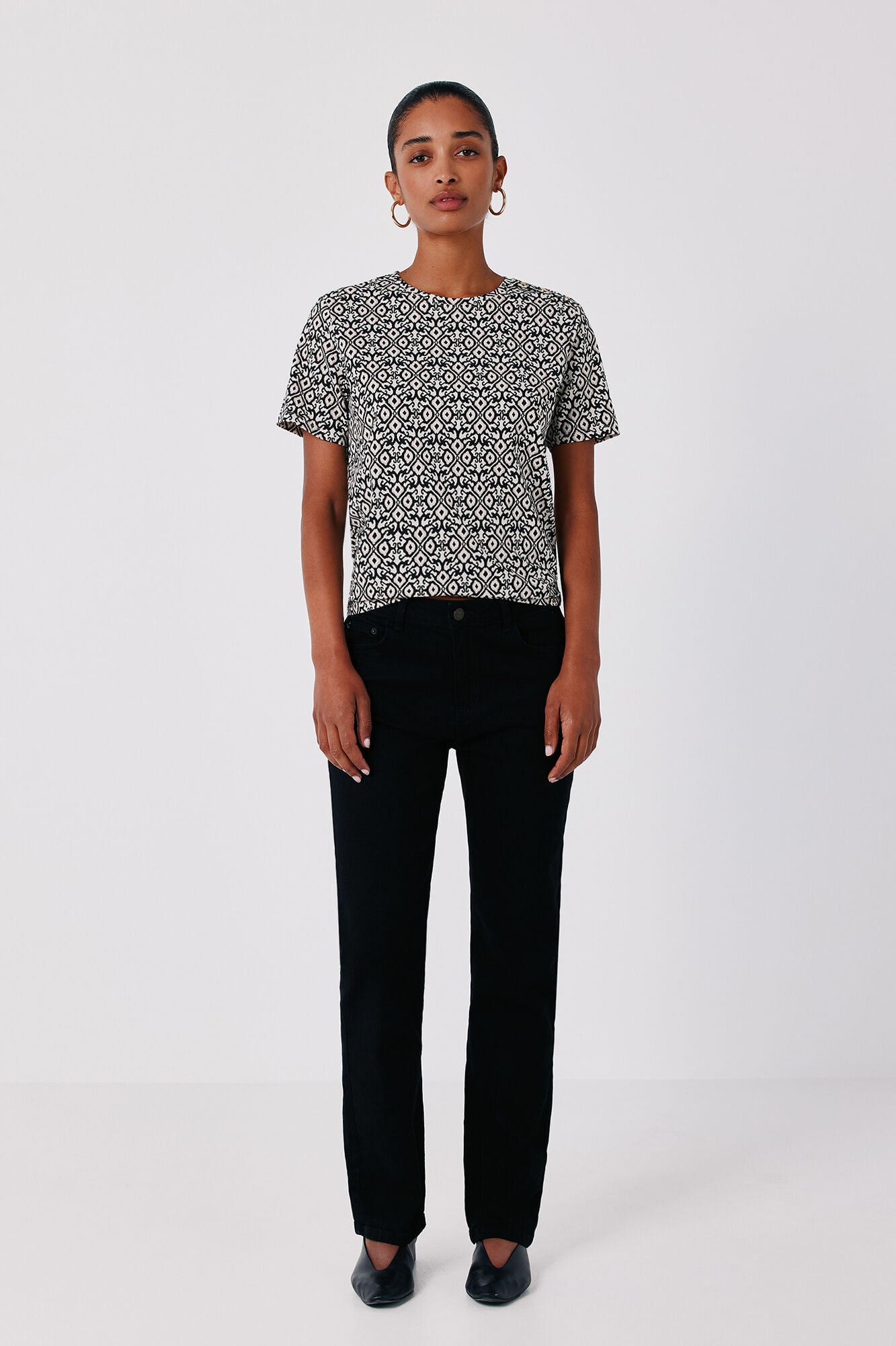 Cortefiel Gold button basic T-shirt