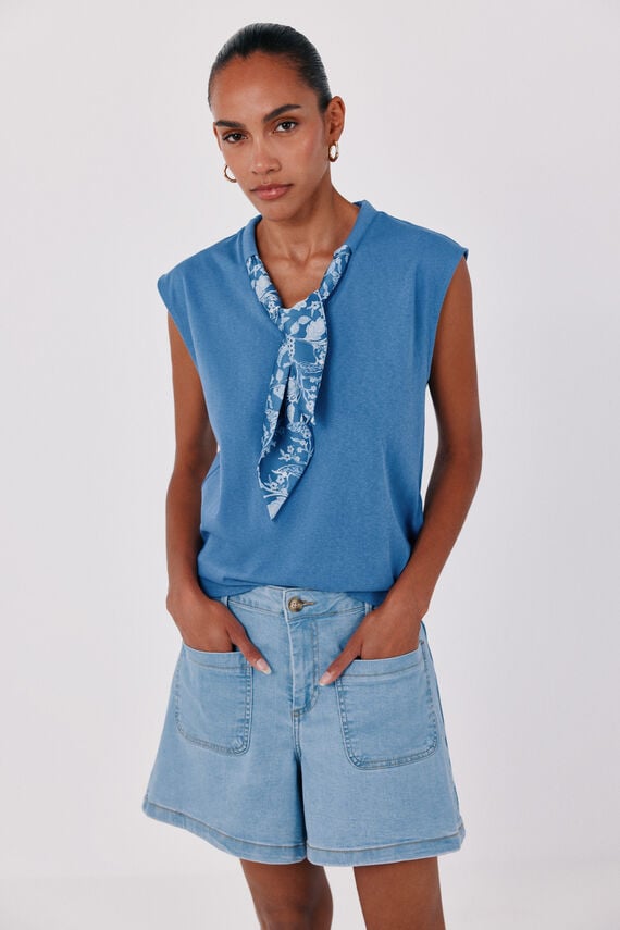 Camiseta pañuelo