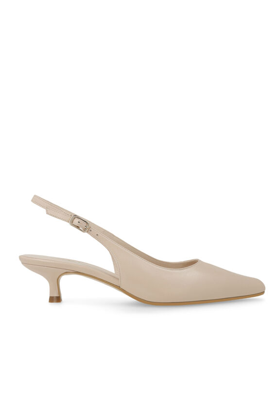 Zapatos de salón destalonados en piel