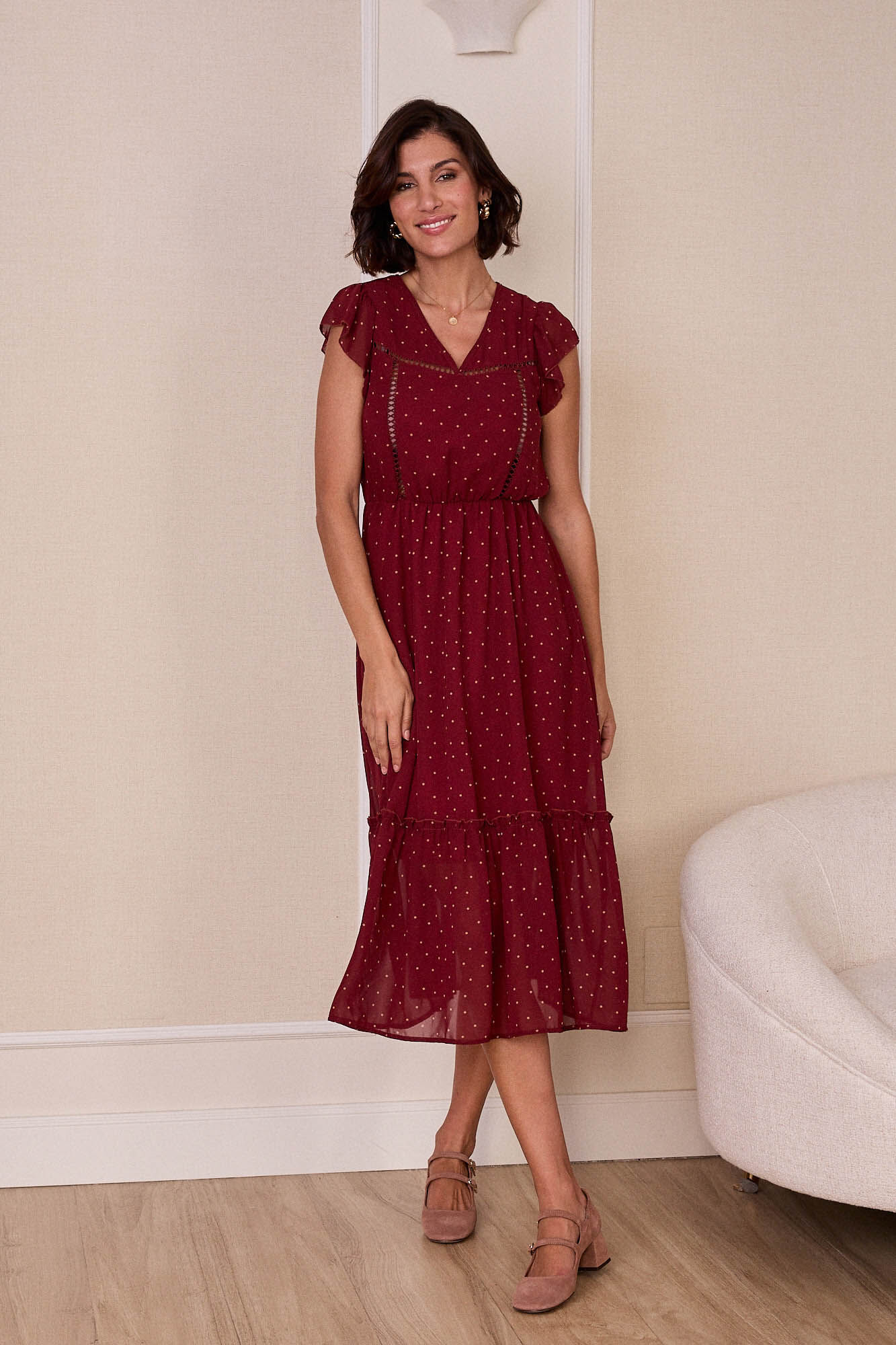 Vestido midi con plumeti Vestidos y monos de mujer Cortefiel