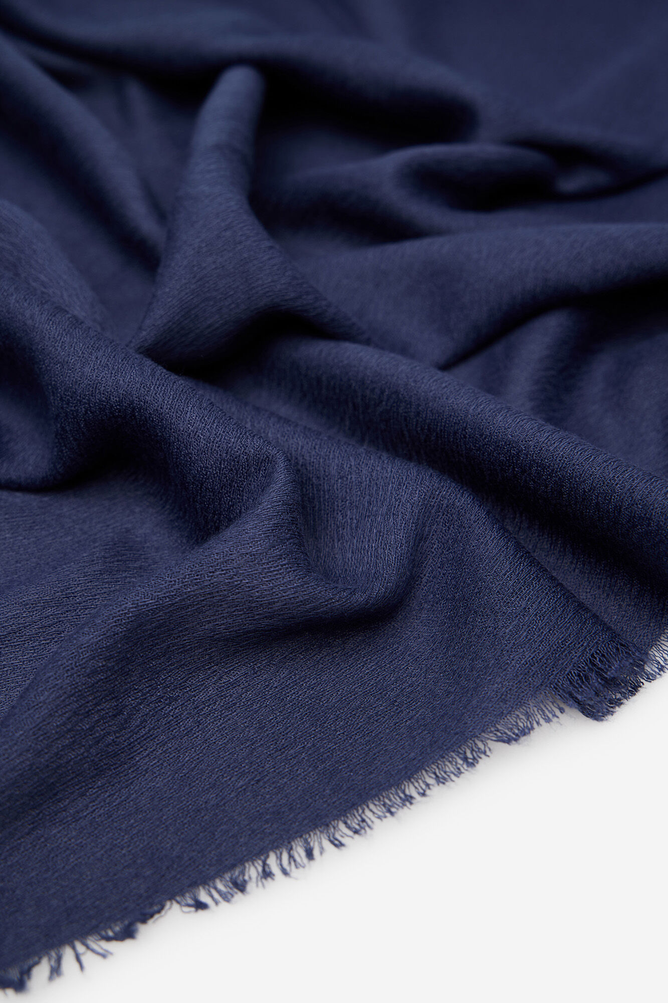 Cortefiel Pashima scarf