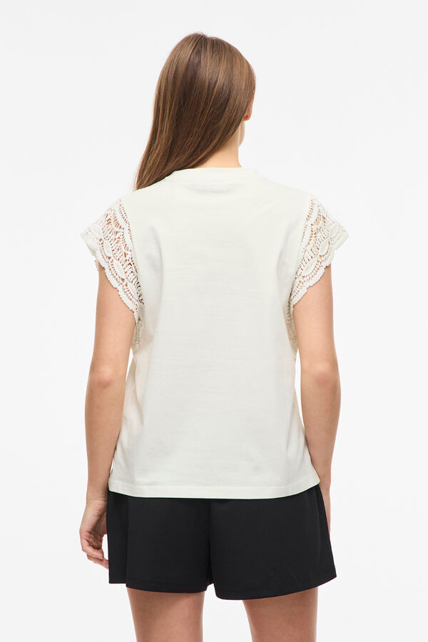 Vila T-shirt com renda nas mangas Branco