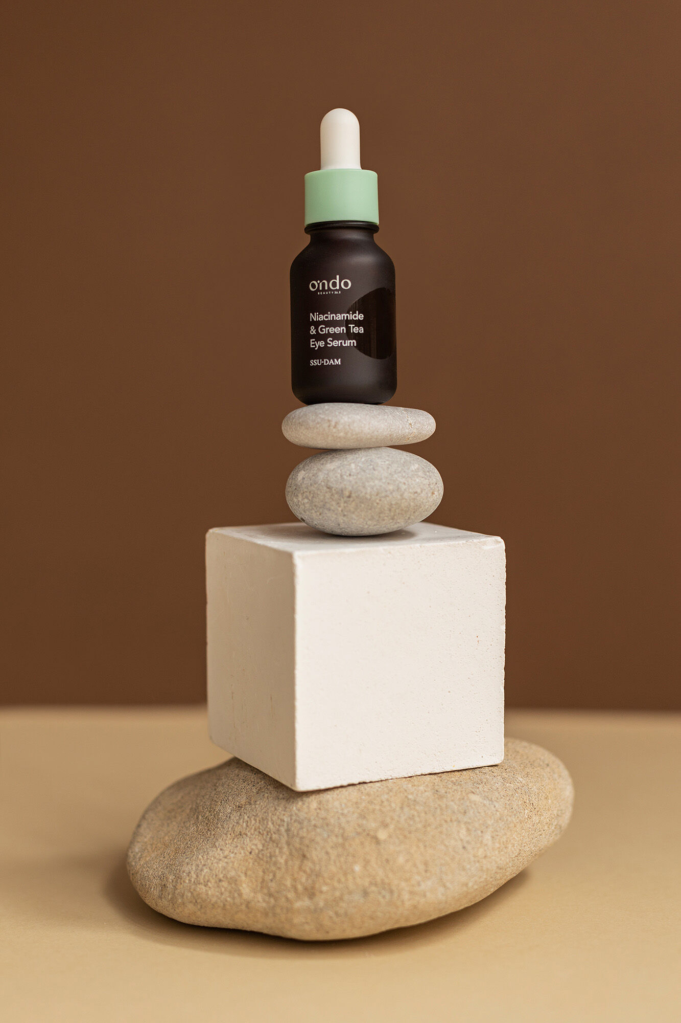 Ondo beauty 36.5 S&eacute;rum con niacidamina para el contorno de ojos