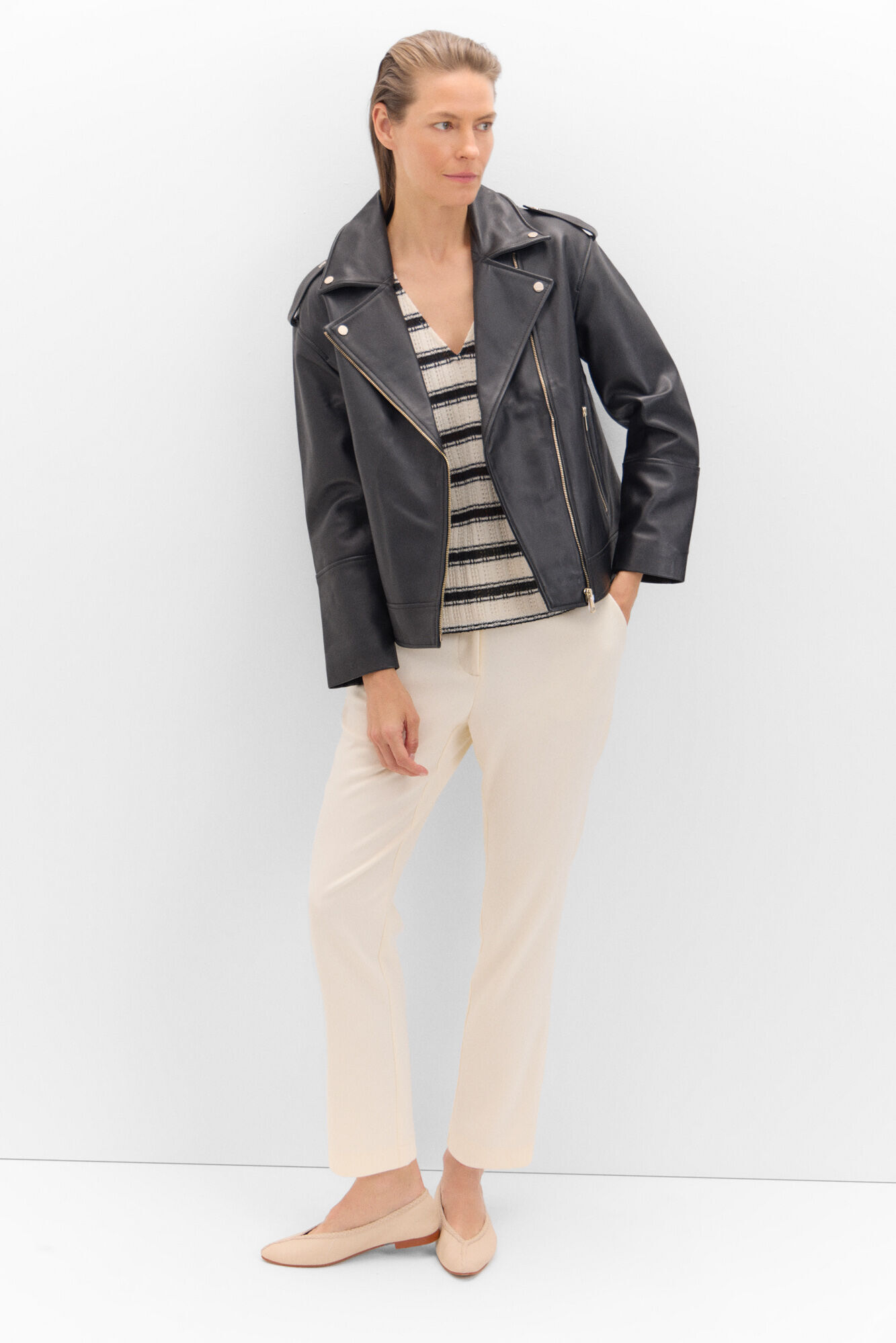 Oversize biker leather jacket Women s jackets Cortefiel