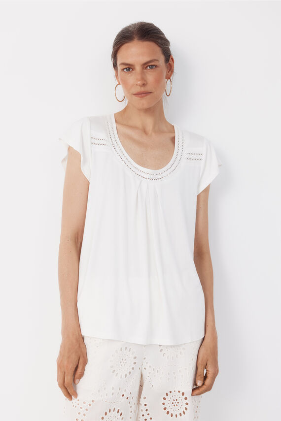 Camiseta pasamanería escote